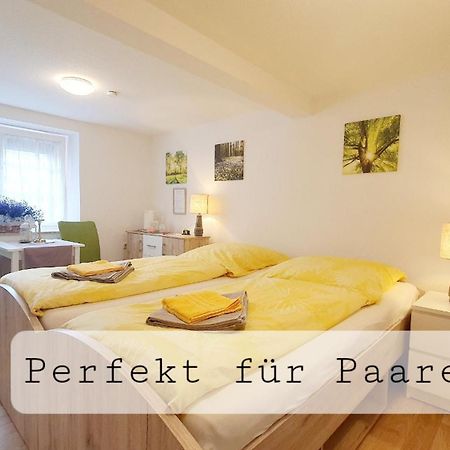 Apartment Gruener Fuerst Mit Sitzecke Im Innenhof & Naehe Park & Erdgeschoss Bad Muskau Bagian luar foto